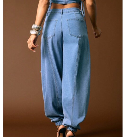 NEW Blue light wash balloon baggy jeans - Picture 2 of 4